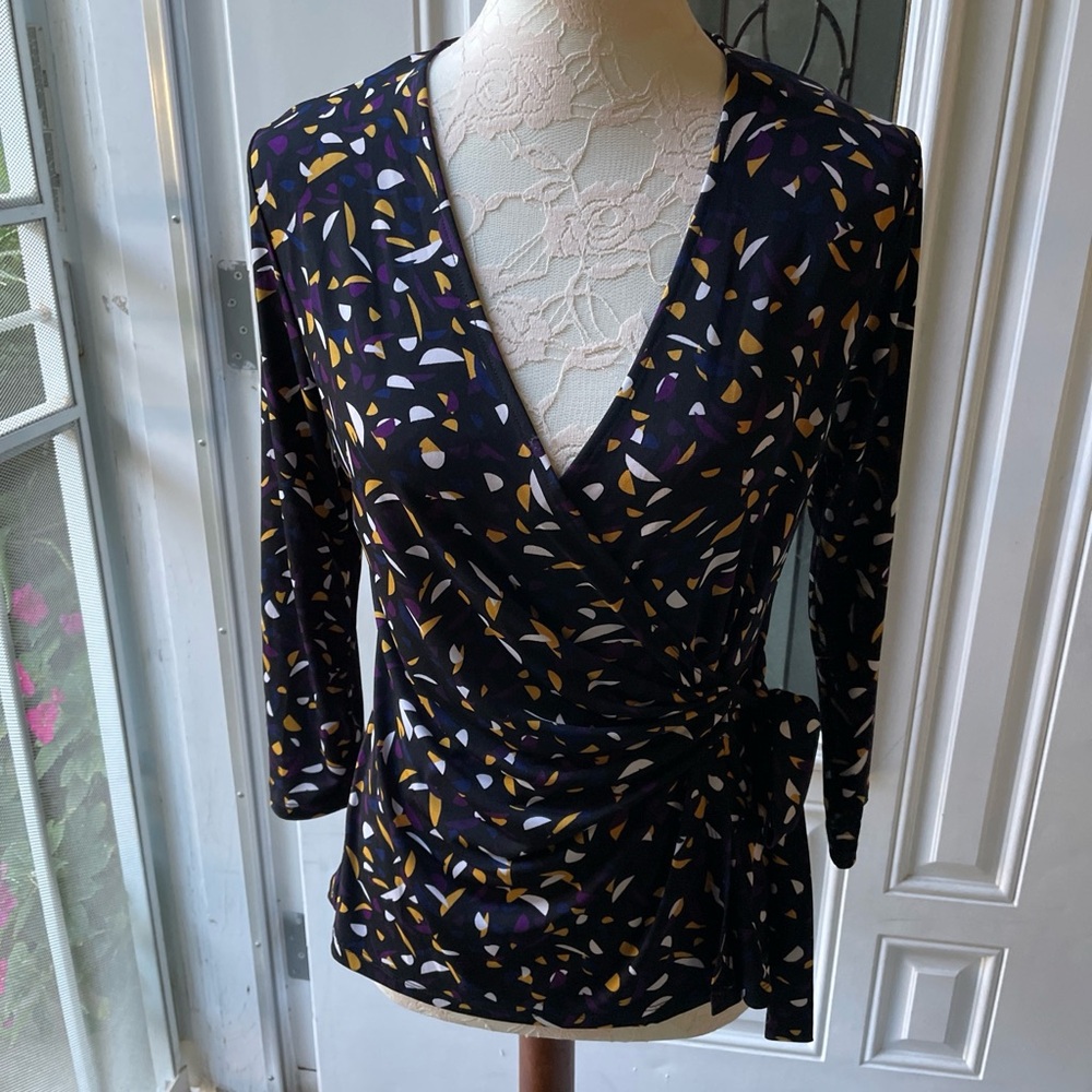 Women's Black  Label by Evan-Picone Wrap Top. Size: small. Multicolored